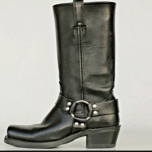 Frye Harness 12R. Excellent condition. Size 7.